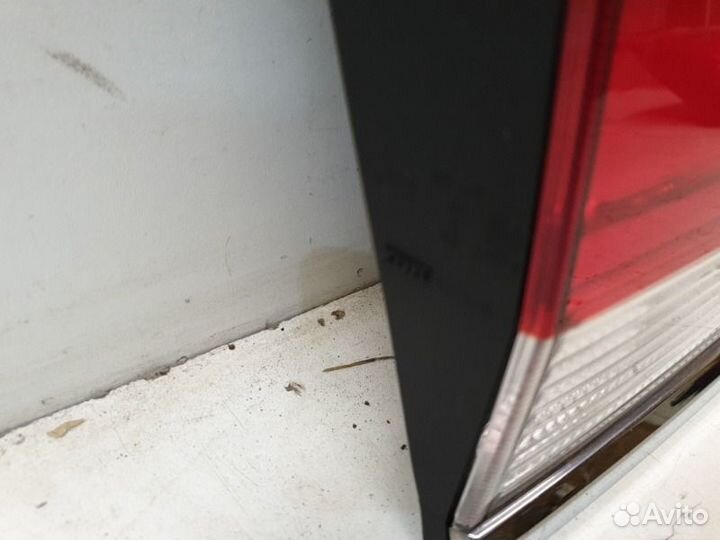 Фонарь задний левый Toyota Land Cruiser 200 2016