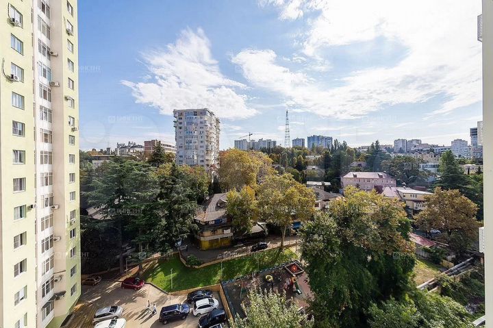 2-к. квартира, 61 м², 10/18 эт.