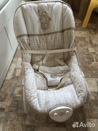 Шезлонг детский с вибрацией