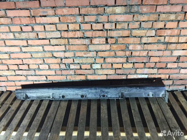 Накладка порога левая Lexus Ct200H 1 До Рестайл