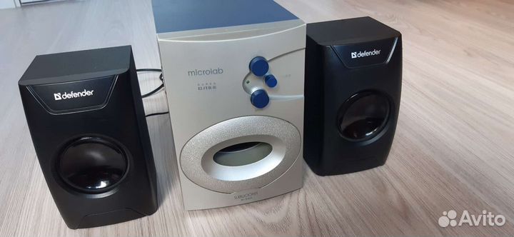 Сабвуфер и колонки Microlab M-560