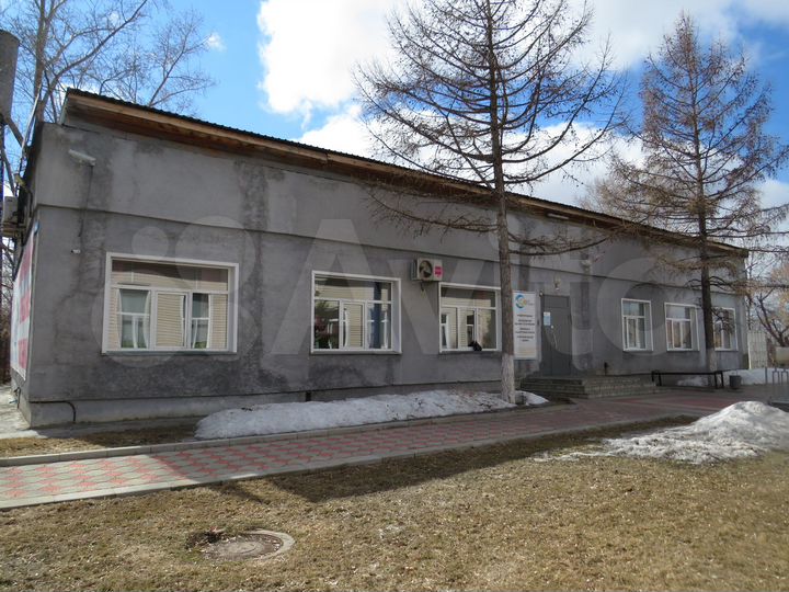 Здание, 275 м²