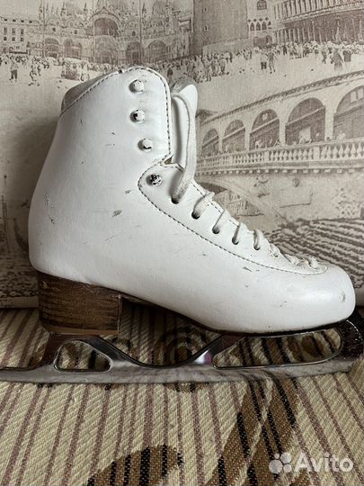 Фигурные коньки risport rf3 pro