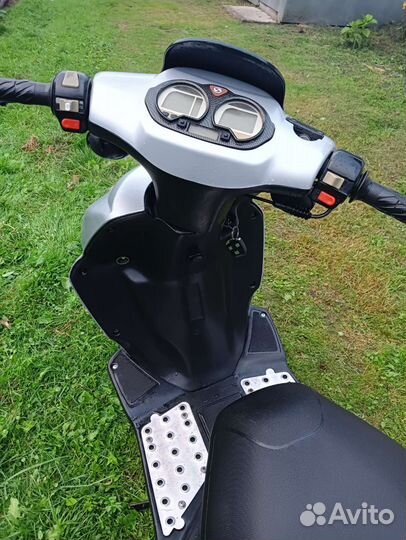 Скутер Stels tactic 50