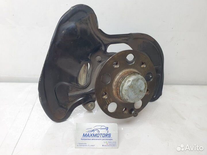 Кулак поворотный передний левый Mercedes-Benz E