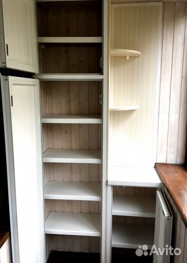 Встроенный шкаф на балкон