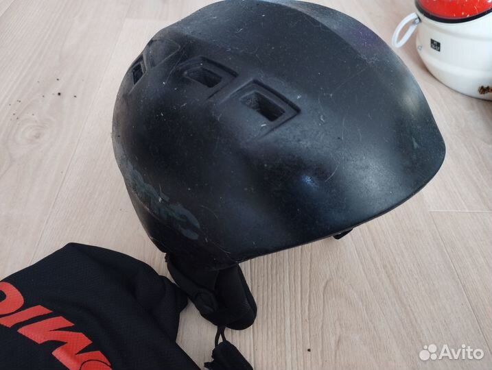 Шлемы горнолыжные 53-59 для сноуборда, очки