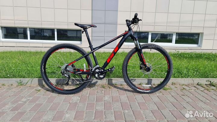 Горный велосипед GT avalanche sport