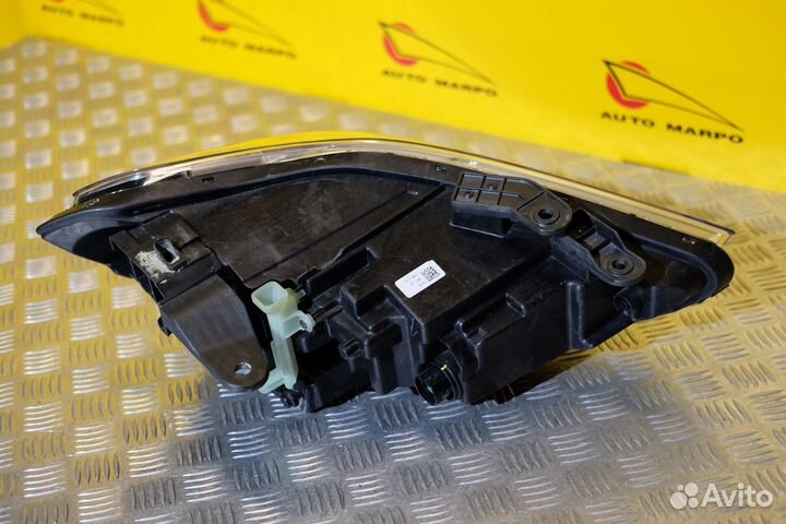 Brak numeru CZI hyundai genesis g - фара фара full