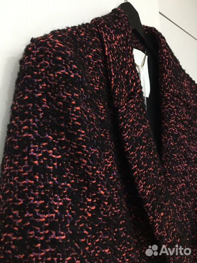 Полупольто Nenetti Италия