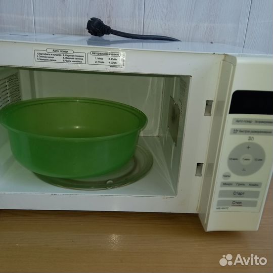 Микроволновая печь lg