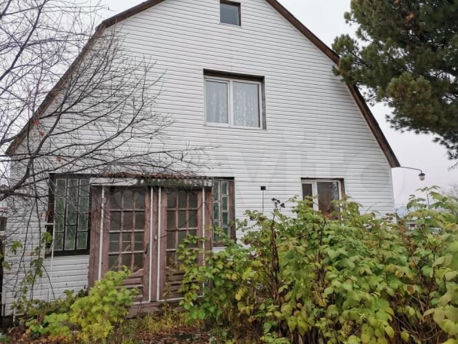 Дом 97,5 м² на участке 9,9 сот.