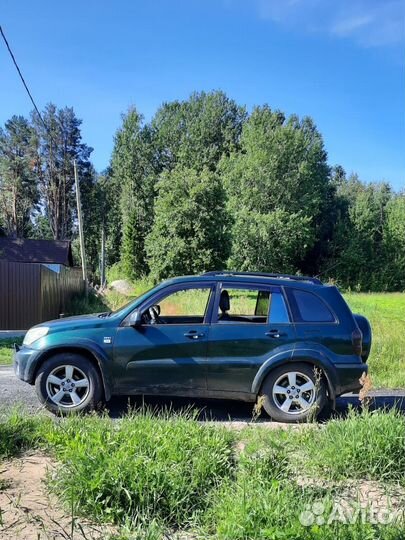 Toyota RAV4 2.0 AT, 2004, 423 000 км