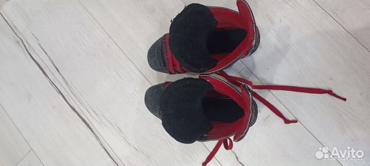 Хоккейные коньки детские размер eur 34