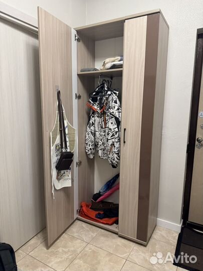 Шкаф в прихожую бу