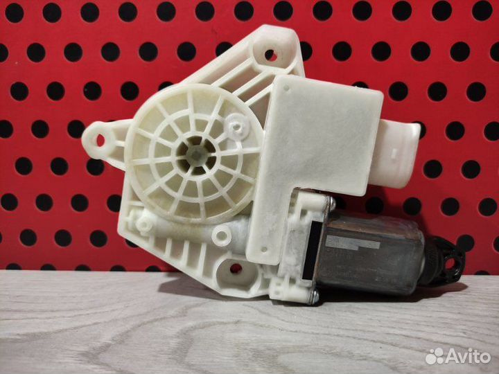 Моторчик стеклоподъемника задний левый Bmw X3 G01