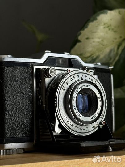 Фотоаппарат Zeiss Ikon Ikonta 35 (522/24)