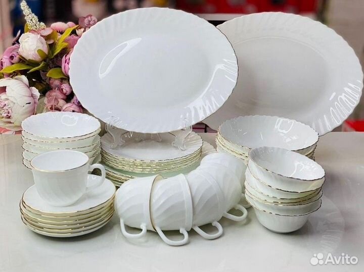 Набор столовой посуды на 6 персон