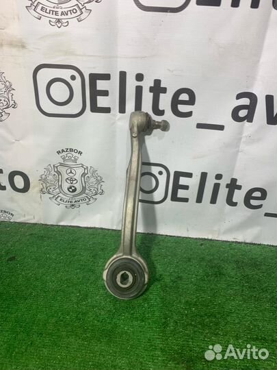 Рычаг передний левый Mercedes W204