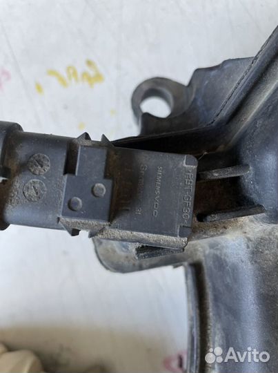 Коллектор впускной Renault Kangoo 2003-2008