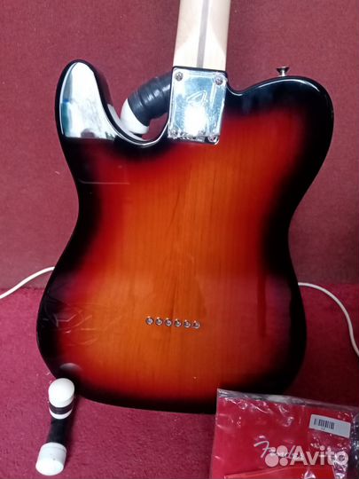 Электрогитара