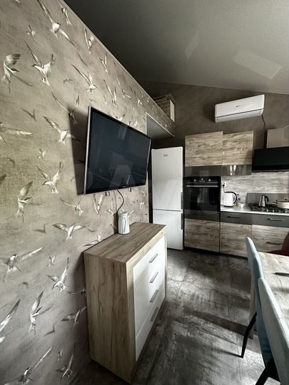 2-к. квартира, 49 м², 4/4 эт.