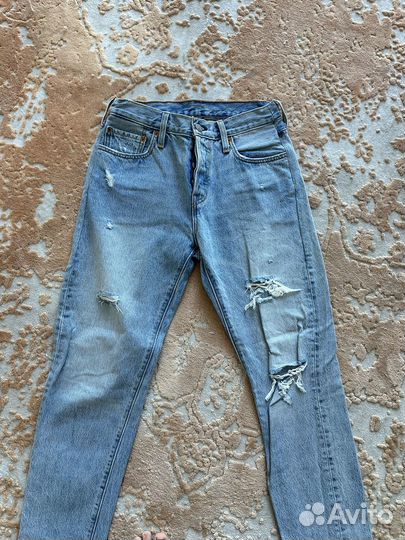 Джинсы Levis 501