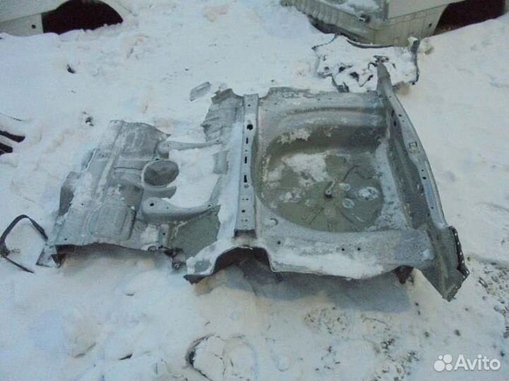 Ванна Toyota Corolla Spacio ZZE122 1ZZ-FE 2005/9