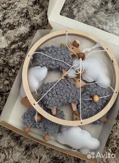 Мобиль на кроватку деревянный ручная работа