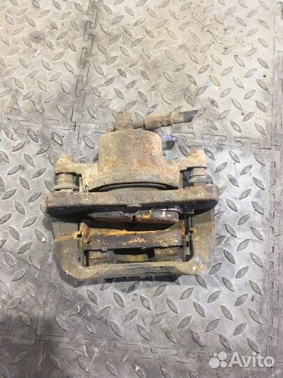 Суппорт передний правый (Geely MK)