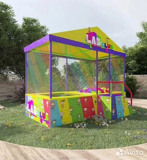 Детская батутная арена