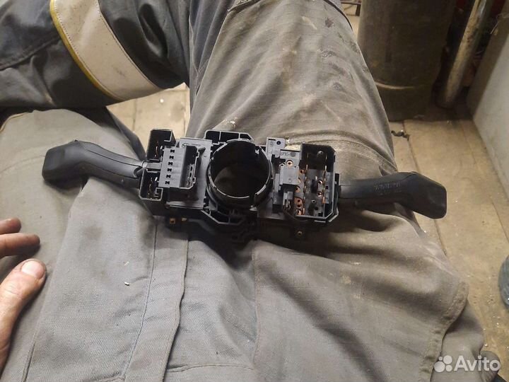 Подрулевой переключатель VW passat b5+