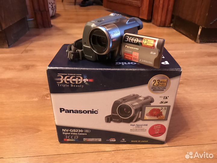 Видеокамера panasonic