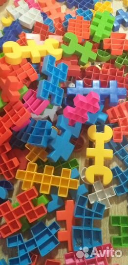 Конструктор 128 деталей