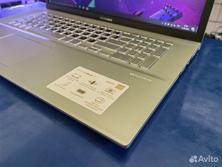 Ноутбук Asus с большим экраном Intel 512GB SSD