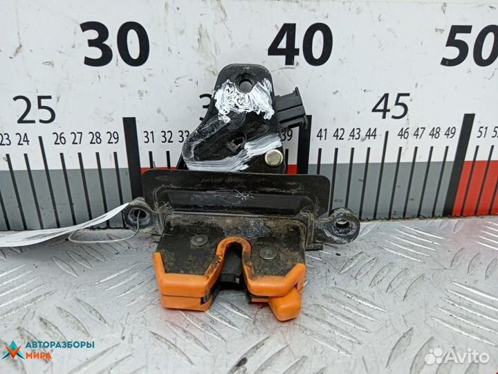 Замок багажника Skoda Fabia (6Y) 2003