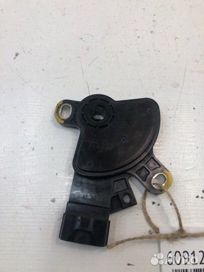 Датчик положения селектора АКПП Nissan Note E12