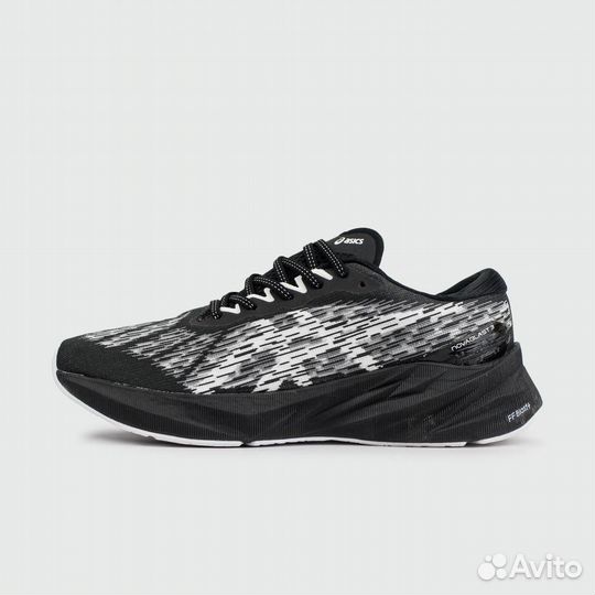 Кроссовки Asics Novoblast 3 TR Black Wh
