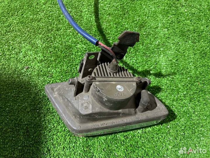 Фара противотуманная левая Mazda 626 GF 1997-2002