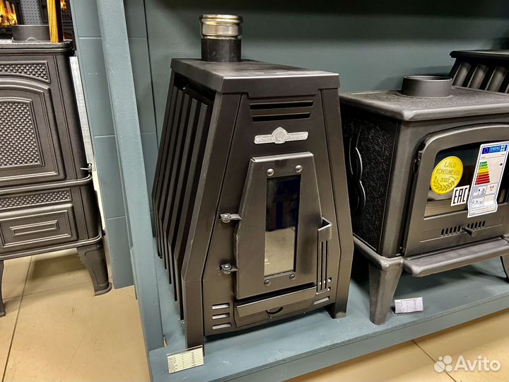 Печь камин на дровах