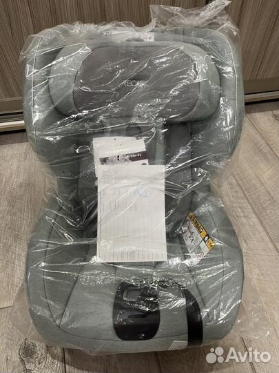 Автокресло recaro kio новое