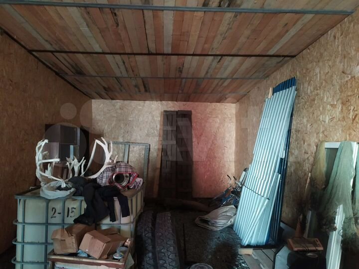 Гараж, > 30 м²