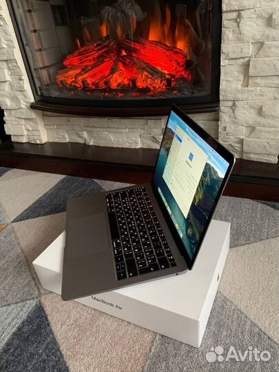 Macbook air 13 2018 retina 256Gb