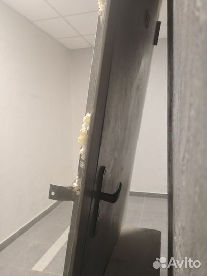 Дверь входная металлическая