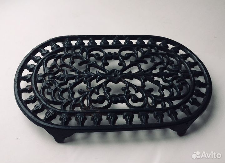 Подставка чугунная антикварная под горячее
