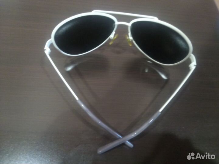 Солнцезащитные очки