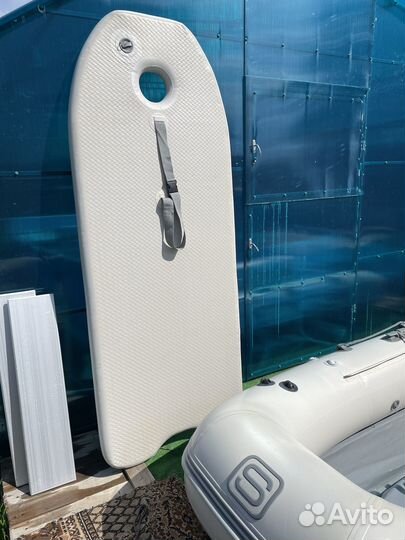 Лодка Silverado 310 А