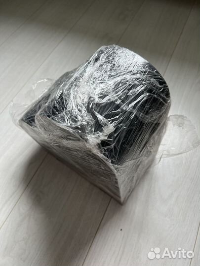 Шляпная коробка черное сердце