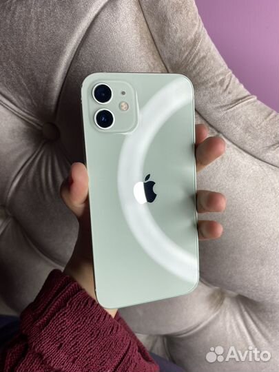 iPhone 12, 64 ГБ