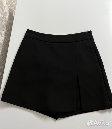 Юбка шорты мини с разрезом